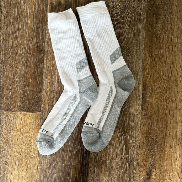 Carhartt Men's Relaxed Fit 32x28 with socks :) - Picture 10 of 12